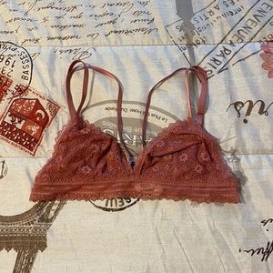 Victoria’s Secret Bralette Lace Dark Pink Size LG